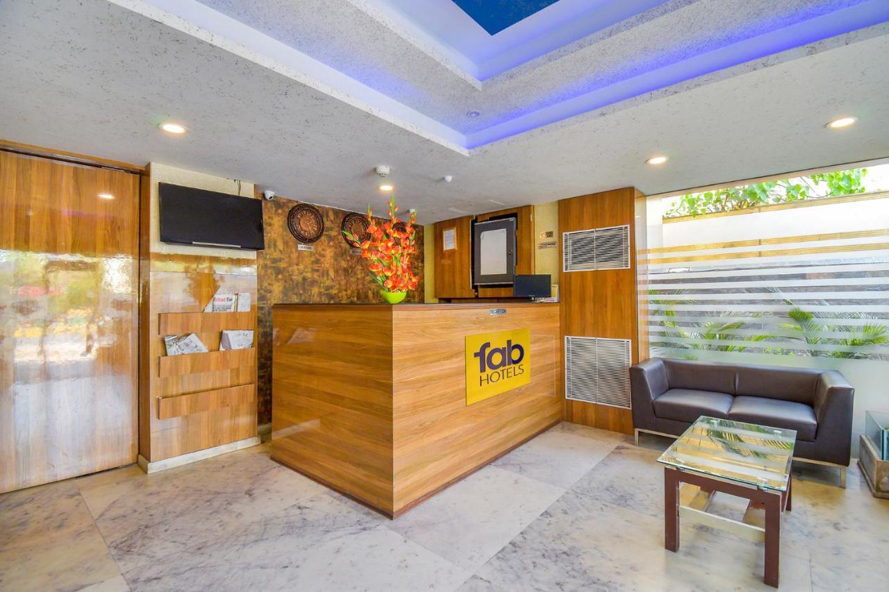 Fabhotel Kohinoor Plaza Ahmedabad Buitenkant foto