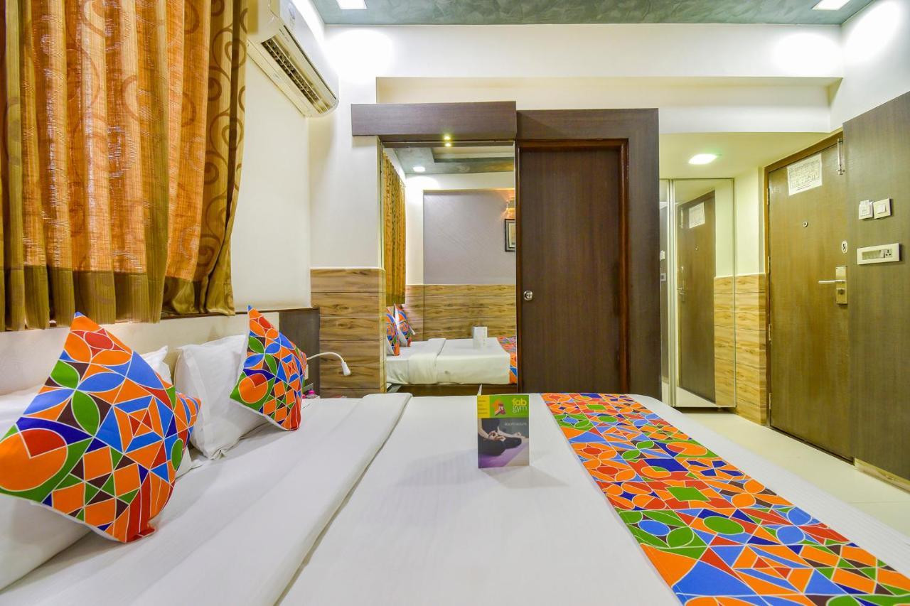 Fabhotel Kohinoor Plaza Ahmedabad Buitenkant foto