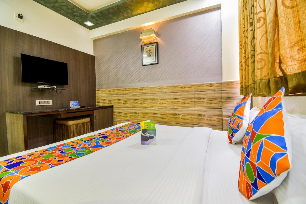 Fabhotel Kohinoor Plaza Ahmedabad Buitenkant foto